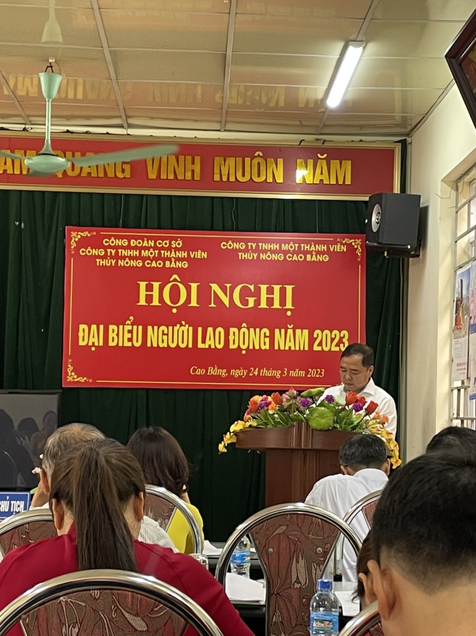 Đồng chí Trần Đức Minh - Phó Giám đốc công ty phát biểu khai mạc hội nghị